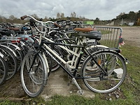 9 fietsen - afbeelding 1 van  1