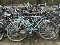 9 fietsen - afbeelding 1 van  1