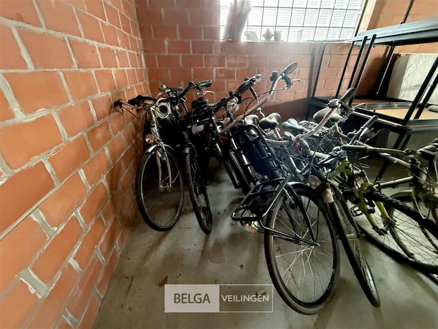 9 fietsen - afbeelding 3 van  3