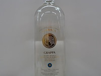 9 flessen grappa - afbeelding 1 van  2