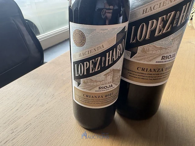 9 flessen rode wijn lopez de haro - afbeelding 2 van  5