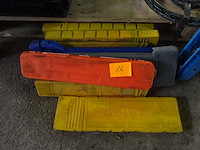 9 gevarendriehoeken - afbeelding 1 van  1