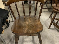 9 houten stoelen - afbeelding 1 van  3