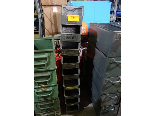 9 kleine metalen bakken - afbeelding 1 van  2