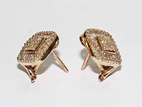 9 kt geelgouden oorbel met 0,95 cts natuurlijke diamant - afbeelding 3 van  5