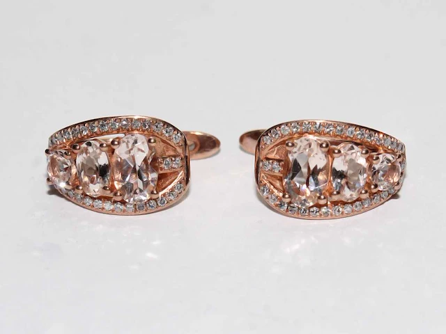 9 kt rozegouden oorbel met 1,59 cts natuurlijke diamant en morganiet - afbeelding 1 van  6