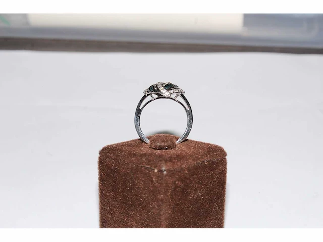 9 kt witgouden ring met natuurlijke diamant - afbeelding 9 van  9