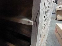 9-lades ladekast van mangohout en ijzer in zwart - afbeelding 3 van  13