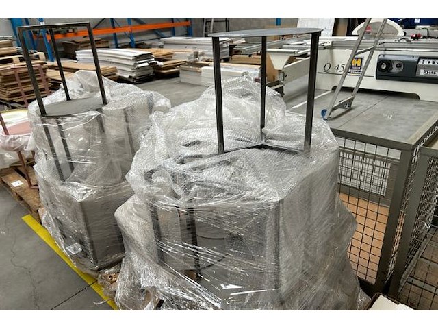 9 metalen bijzettafels - afbeelding 4 van  4