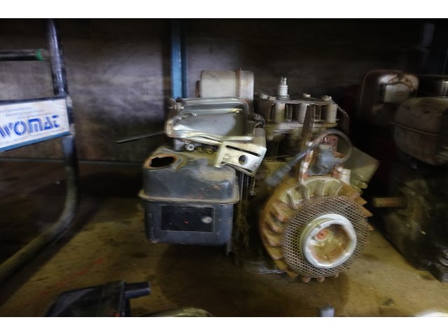 9 motorenvoor onderdelen o.a. robin gy20,honda gx120/4pk, gx160/5,5pk,gx120/4pk - afbeelding 5 van  16