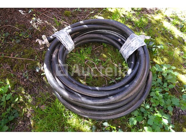 9 nieuwe persluchtslangen - afbeelding 1 van  6