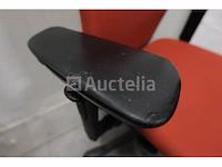 9 ongelijke bureaustoelen - afbeelding 10 van  10