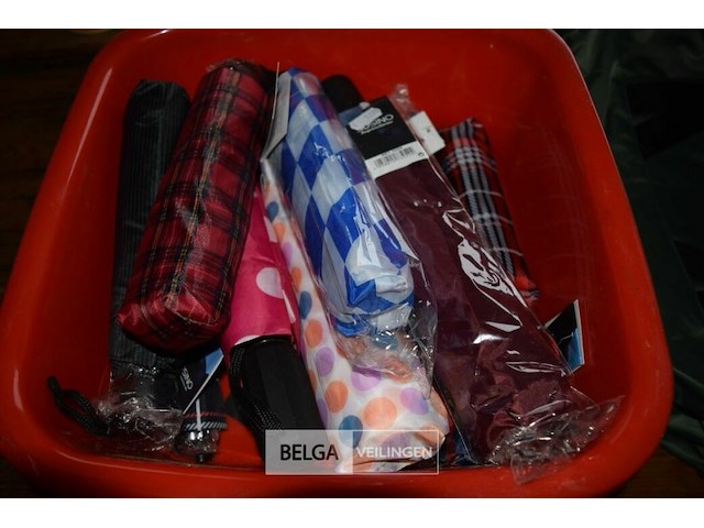 9 paraplu's - afbeelding 1 van  2