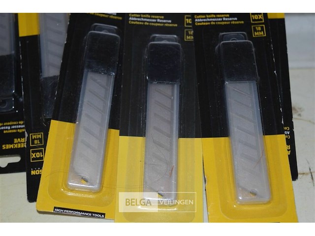 9 reserve afbreekmessen - afbeelding 2 van  2
