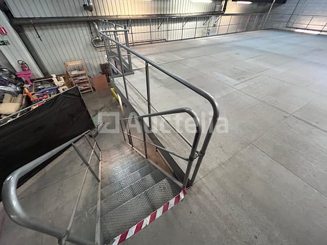 9 schäfer ssi planken - r 4000 schäfer metaal met trap aan leuningen inbegrepen - afbeelding 6 van  8