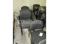 9 stapelbare stoelen - afbeelding 3 van  3