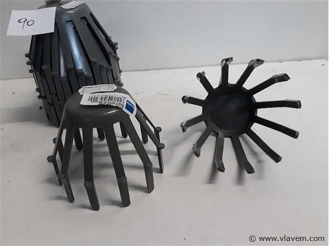 9 x bladvanger spin voor goot 80mm grijs - afbeelding 2 van  2