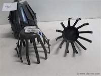 9 x bladvanger spin voor goot 80mm grijs - afbeelding 2 van  2