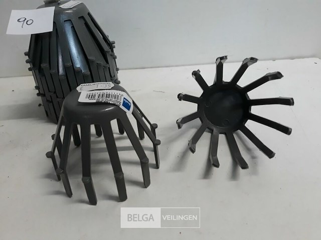 9 x bladvanger spin voor goot 80mm grijs - afbeelding 3 van  3