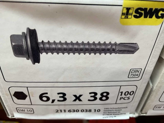 9 x dozen metalen pluggen; schroeven met boorkop en afdekplaatje - afbeelding 2 van  7