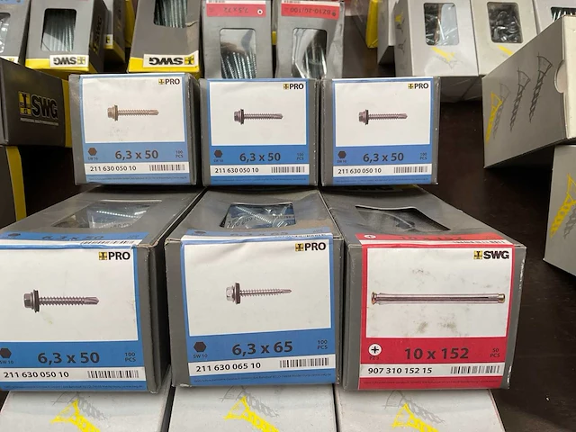 9 x dozen metalen pluggen; schroeven met boorkop en afdekplaatje - afbeelding 5 van  7