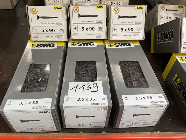 9 x dozen zwarte schroeven - afbeelding 2 van  4