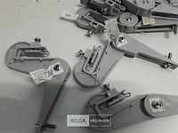 9 x golfplaatklem voor ophangbeugel licht grijs pvc regenafvoer - afbeelding 3 van  3