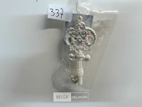 9 x hangdeco sleutel 12 cm zilver/wit - afbeelding 3 van  3