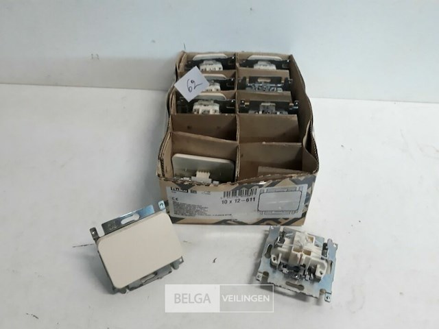 9 x niko inbouw schakelaar 1 polig oud model - afbeelding 2 van  3