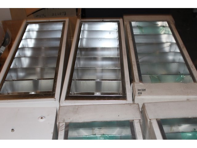 9 x opbouw armatuur voor 2 tl lampen - afbeelding 1 van  1