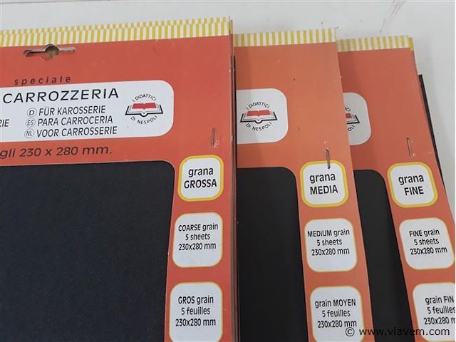 9 x schuurpapier mix korrels 5 vellen waterproof - afbeelding 2 van  2