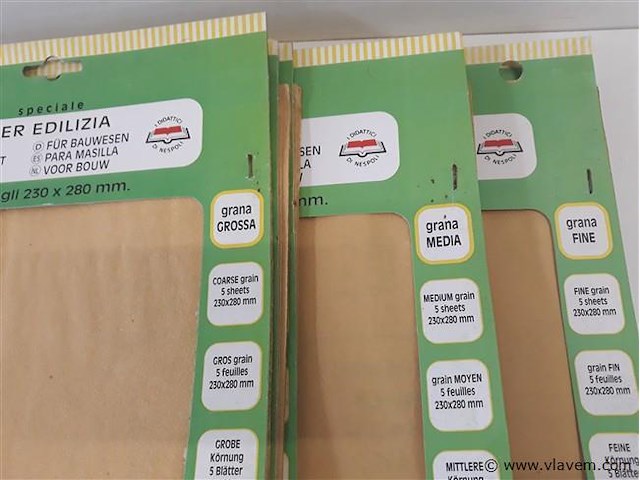 9 x schuurpapier mix korrels 5 vellen - afbeelding 2 van  2