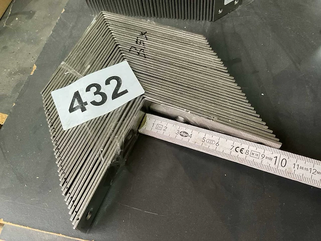 90 hoek verbinders en inox hoeken - afbeelding 3 van  7