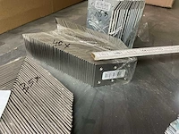 90 hoek verbinders en inox hoeken - afbeelding 5 van  7