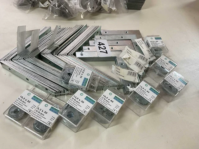 90 hoek verbindingen en 9 dozen ringen - afbeelding 7 van  7