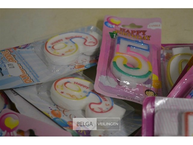 ±90 verjaardagskaarsen - afbeelding 4 van  4