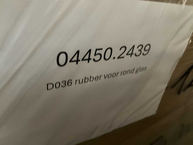 900 lopende meter epdm glasrubber zwart (kp1010) - afbeelding 6 van  6