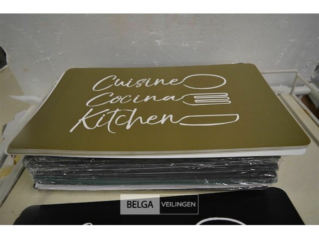 ±900 papieren onderleggers - afbeelding 3 van  3