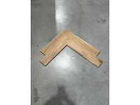 90,72 m2 eiken massief parket 70x12cm