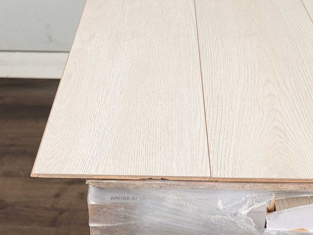 91 m2 laminaat plank - 1383 x 193 x 8 mm - afbeelding 2 van  4