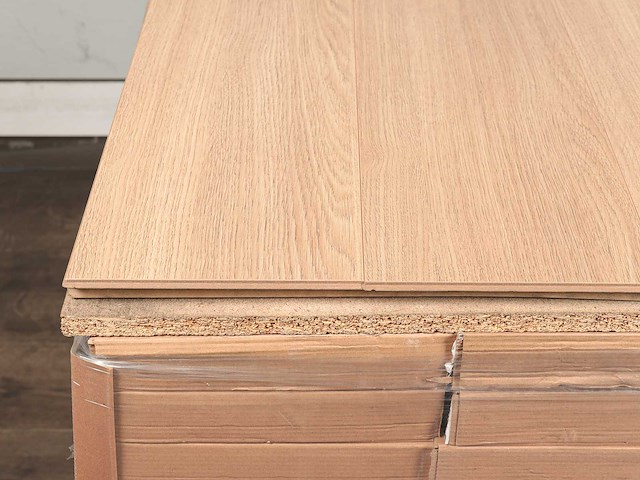 91 m2 laminaat watervast plank - 1383 x 193 x 8 mm - afbeelding 2 van  4