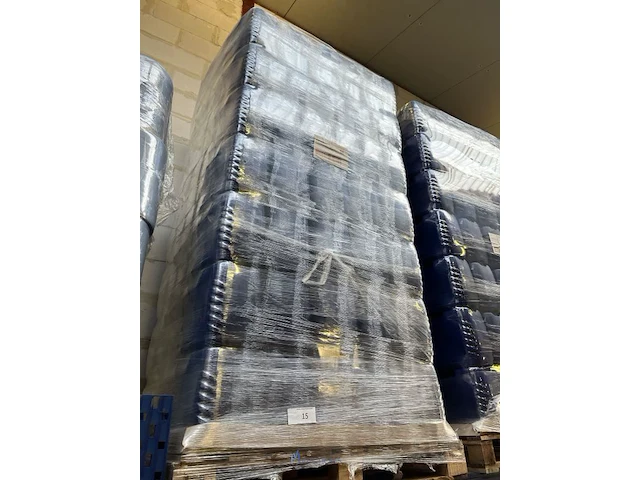 91 pvc jerrycans - 20 l - afbeelding 1 van  2