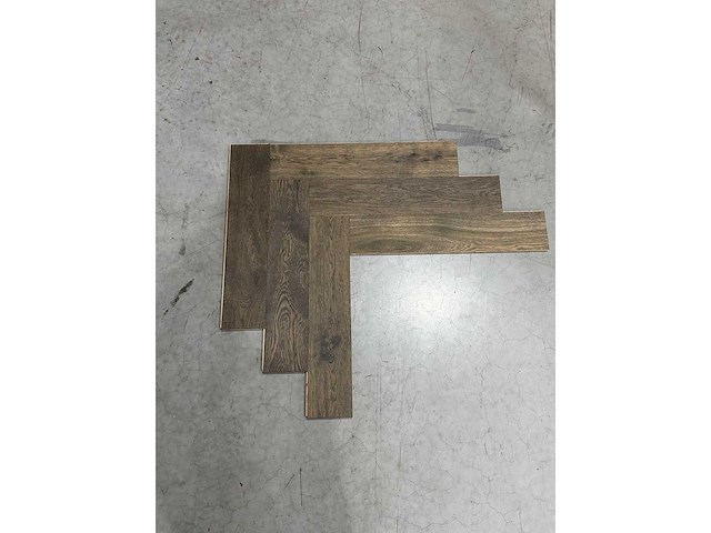 91,2 m² meerlagen visgraat parket machu pichu - afbeelding 1 van  3