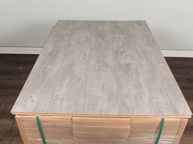 93 m2 laminaat plank - 1383 x 193 x 8 mm - afbeelding 3 van  4