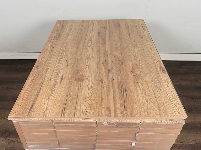 93 m2 laminaat plank - 1383 x 193 x 8 mm - afbeelding 3 van  4