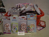 ±95 verjaardagskaarsen - afbeelding 1 van  4