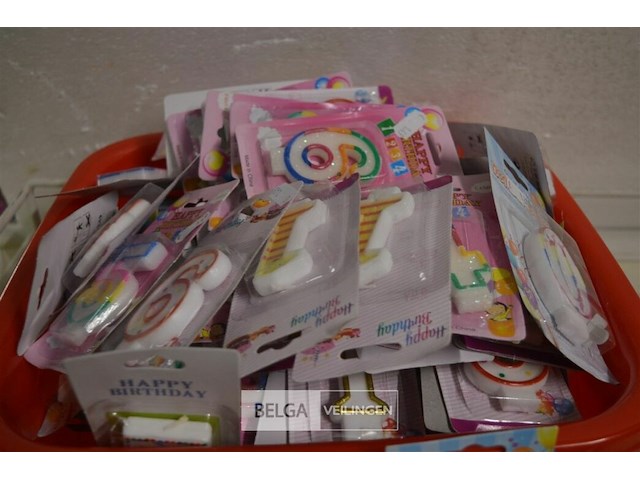 ±95 verjaardagskaarsen - afbeelding 4 van  4