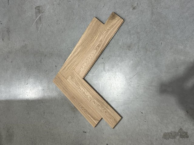 95,04 m2 eiken massief parket 90x12 cm - afbeelding 1 van  5