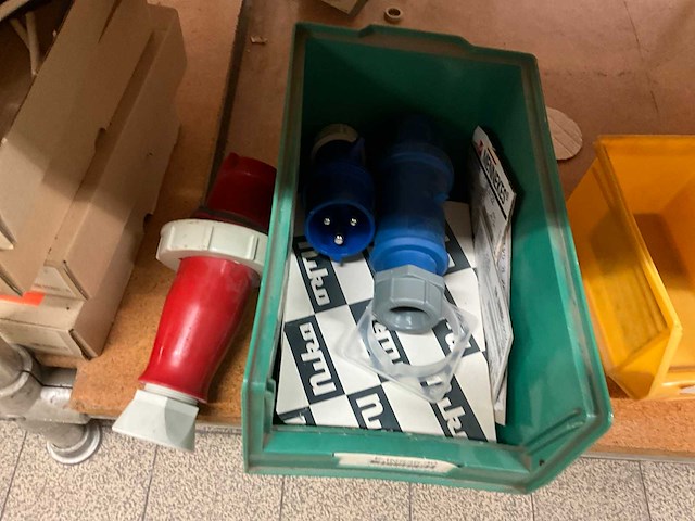 95m stelling inhoudende grote partij elektra en diversen - afbeelding 105 van  121
