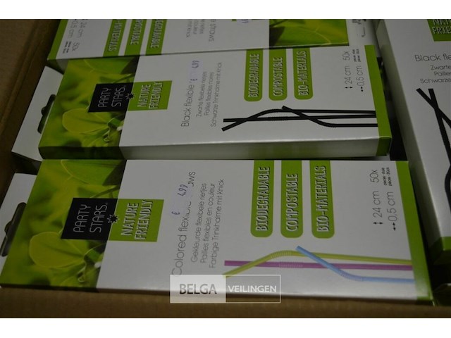 ±96 doosjes plastieken rietjes - afbeelding 2 van  2